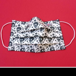 Mosható, szájmaszk fekete halálfej mintával