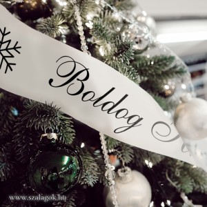 Karácsonyfadísz: Boldog karácsonyt felirattal 7cm széles